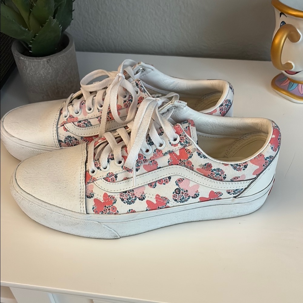 Vans Old Skool Floral Minnie Mouse Sneakers Women’s Size 10 Pink White
